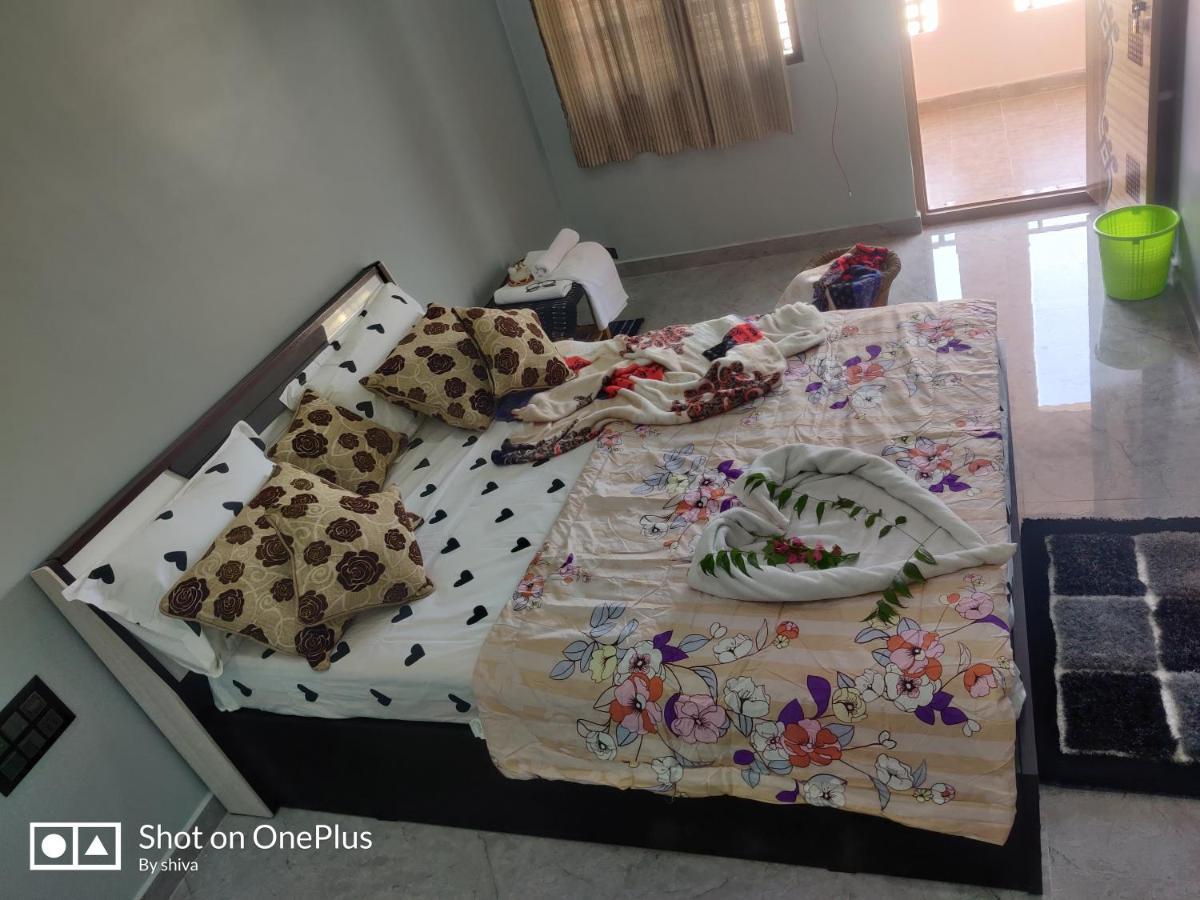 Lee Homestay 亨比 外观 照片